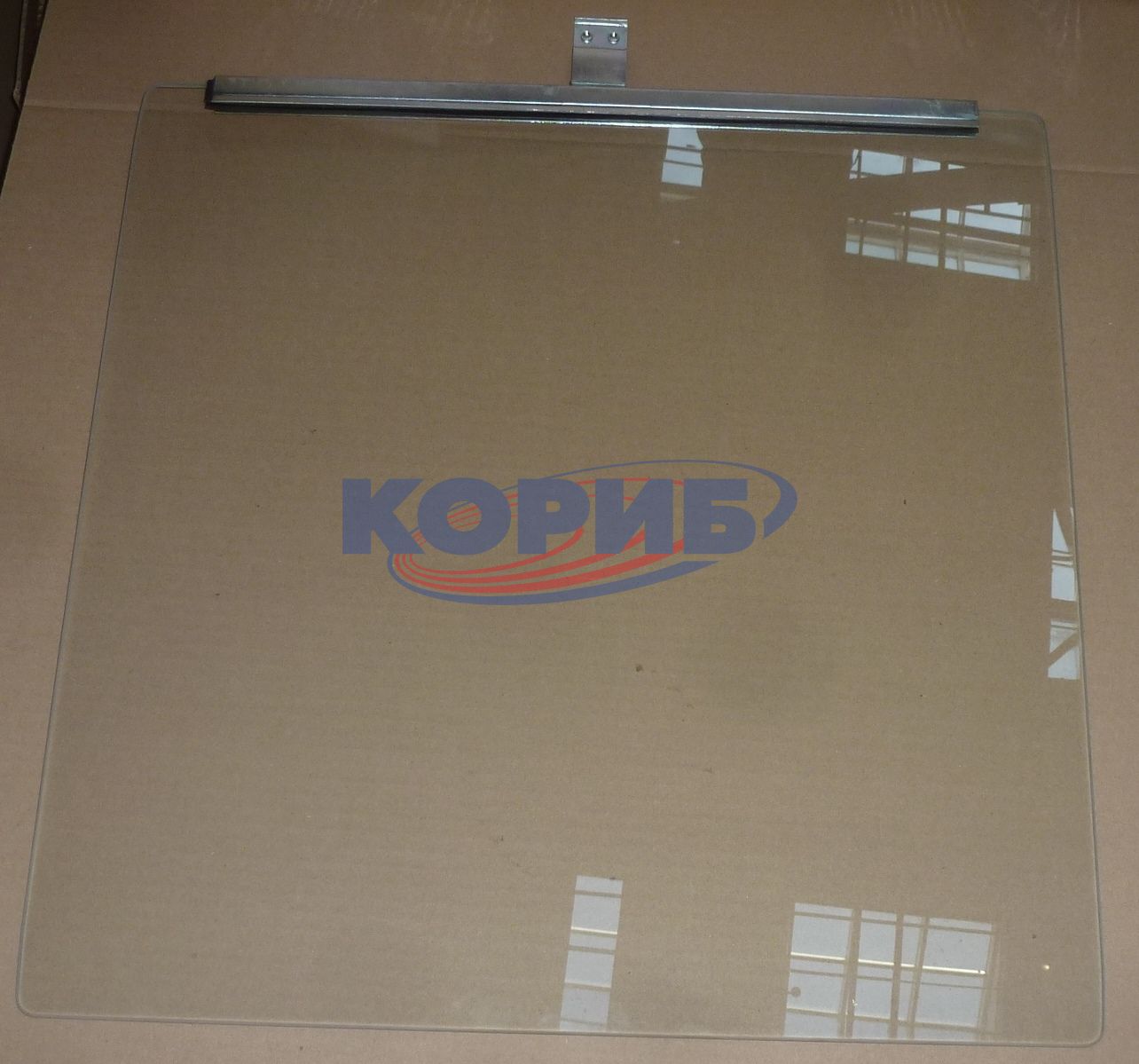 53205-6103210 – Стекло двери опускное в сборе для КАМАЗа, 53205-6103210
